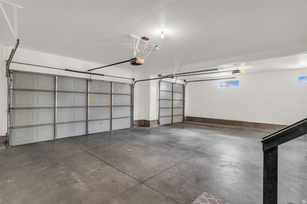 3792 W 12125 S Riverton, UT 84065