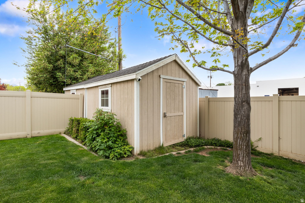 663 N 100 E Springville, UT 84663