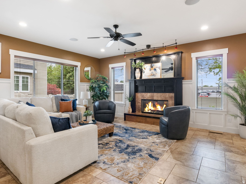 663 N 100 E Springville, UT 84663