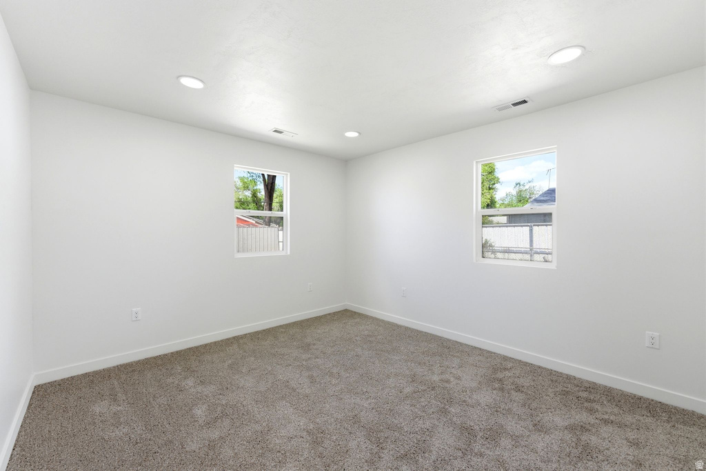 1614 W SUNSET AVE West Valley City, UT 84119