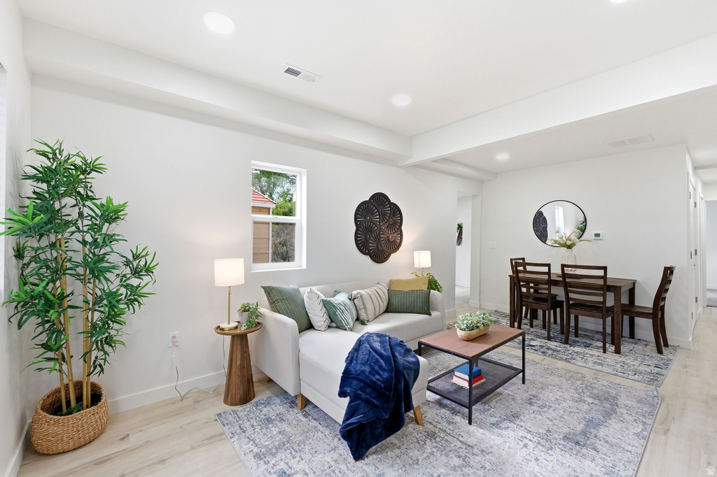 1614 W SUNSET AVE West Valley City, UT 84119