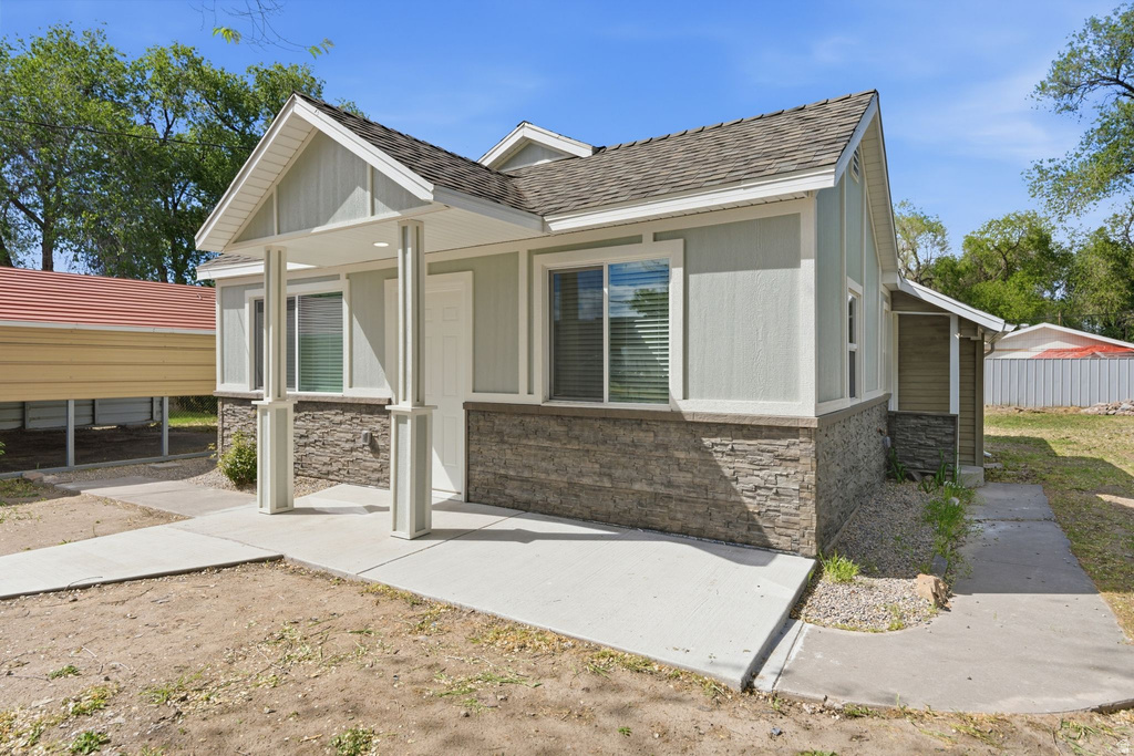 1614 W SUNSET AVE West Valley City, UT 84119