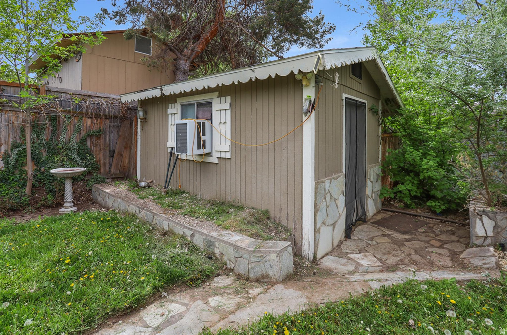 4931 S 2825 W Roy, UT 84067