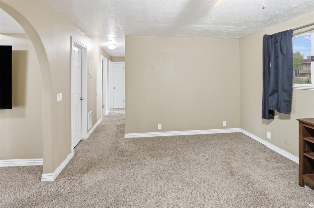 4931 S 2825 W Roy, UT 84067