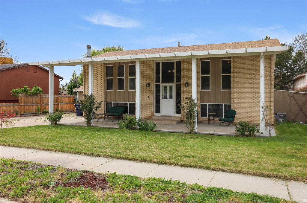 4931 S 2825 W Roy, UT 84067