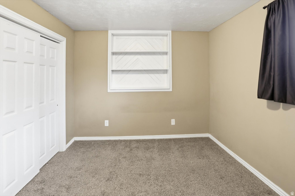 4931 S 2825 W Roy, UT 84067