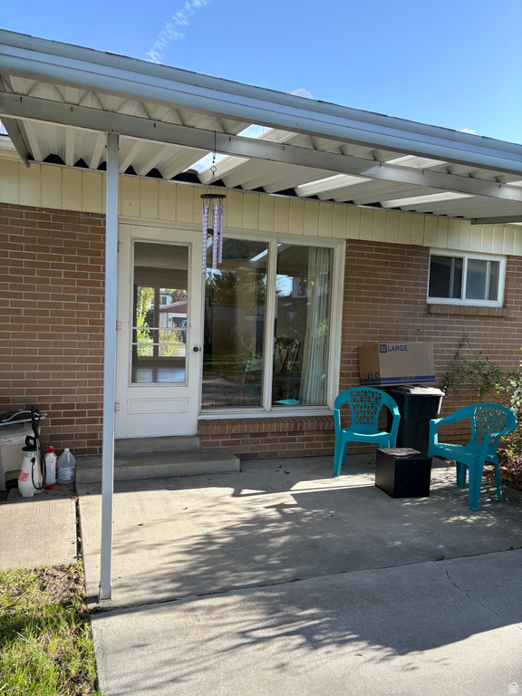 1779 E MOORDALE LN Holladay, UT 84117