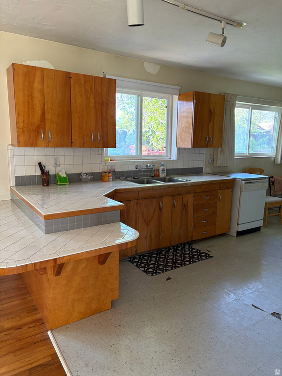 1779 E MOORDALE LN Holladay, UT 84117