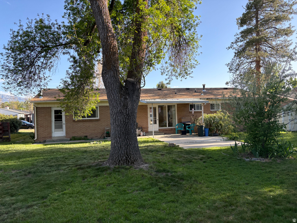 1779 E MOORDALE LN Holladay, UT 84117