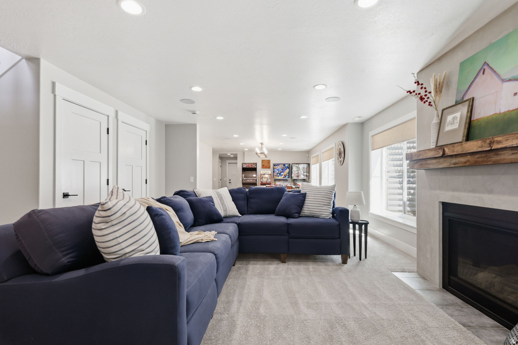 1924 W PEARL PARK CIR Kaysville, UT 84037