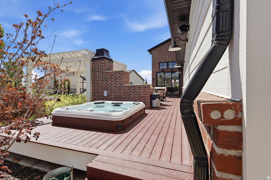 1924 W PEARL PARK CIR Kaysville, UT 84037