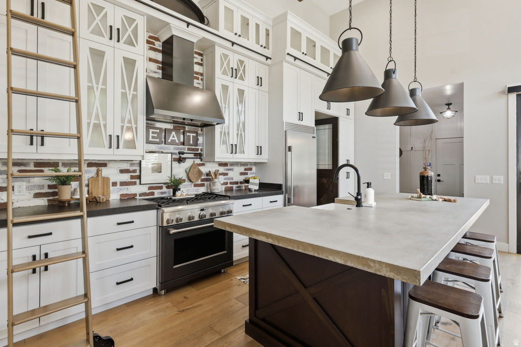 1924 W PEARL PARK CIR Kaysville, UT 84037