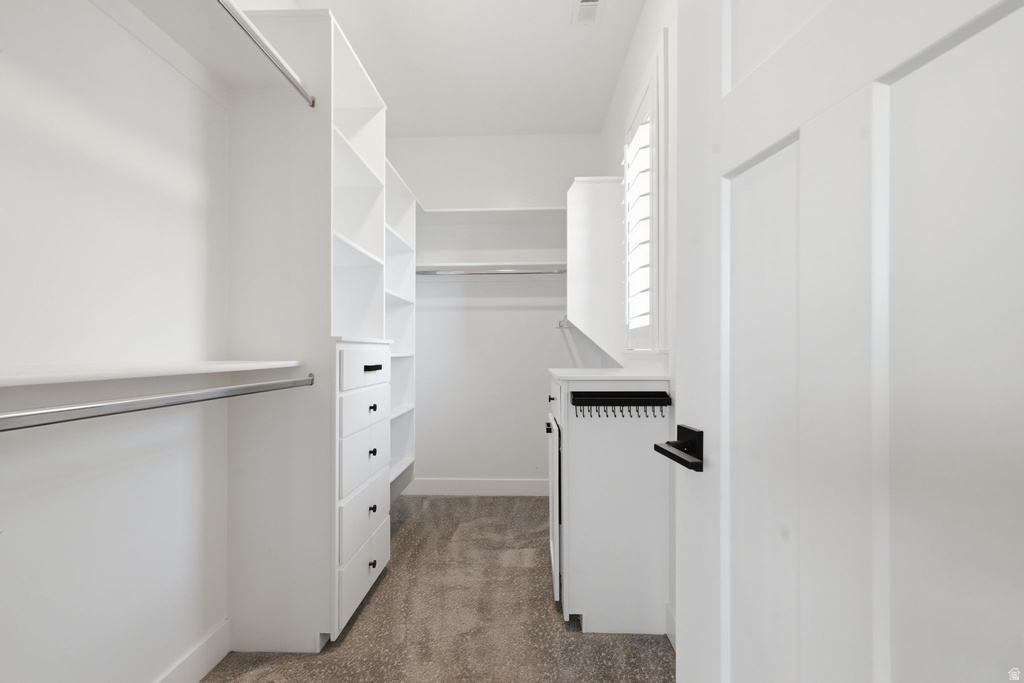 1924 W PEARL PARK CIR Kaysville, UT 84037