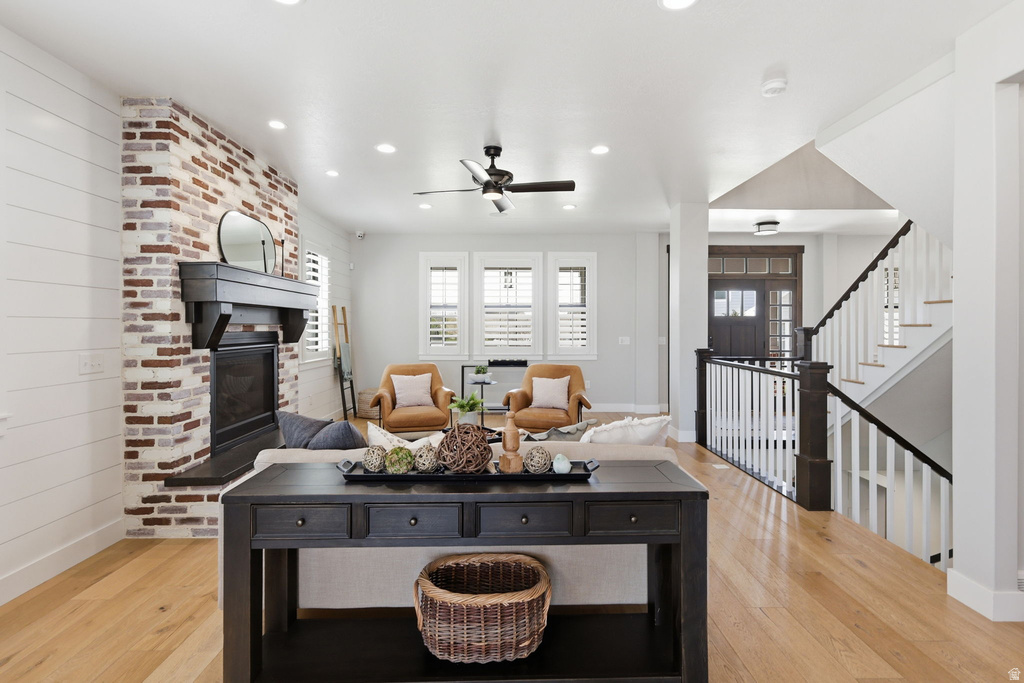 1924 W PEARL PARK CIR Kaysville, UT 84037