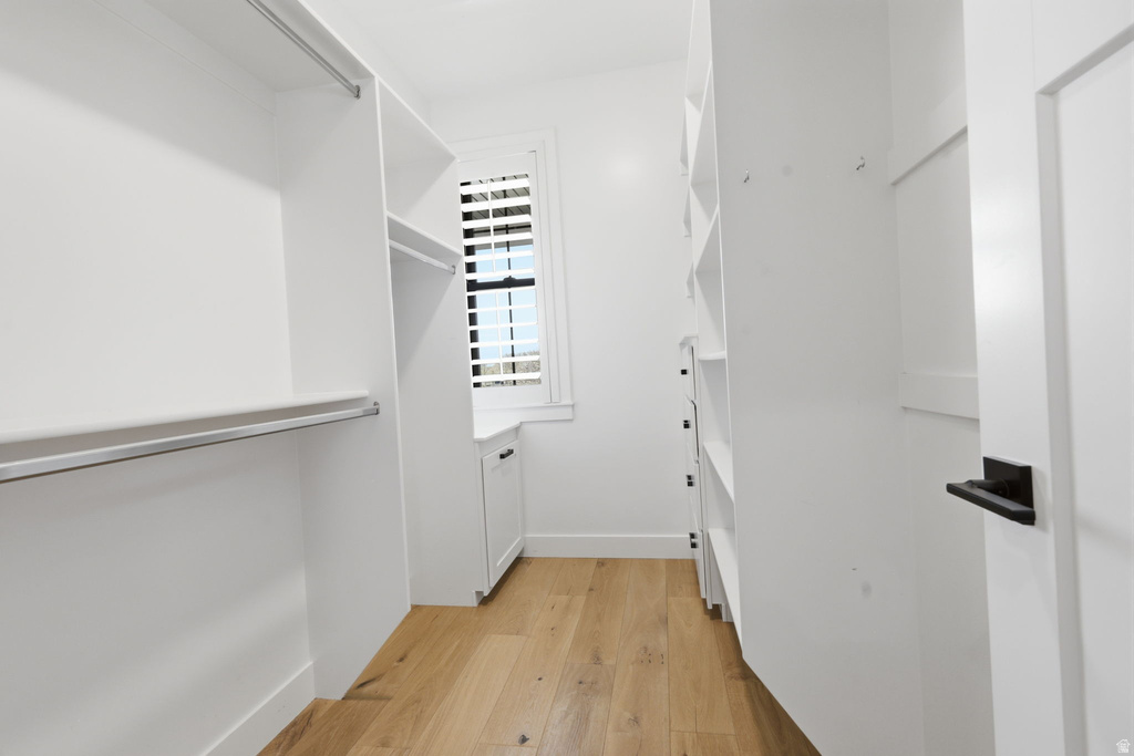 1924 W PEARL PARK CIR Kaysville, UT 84037