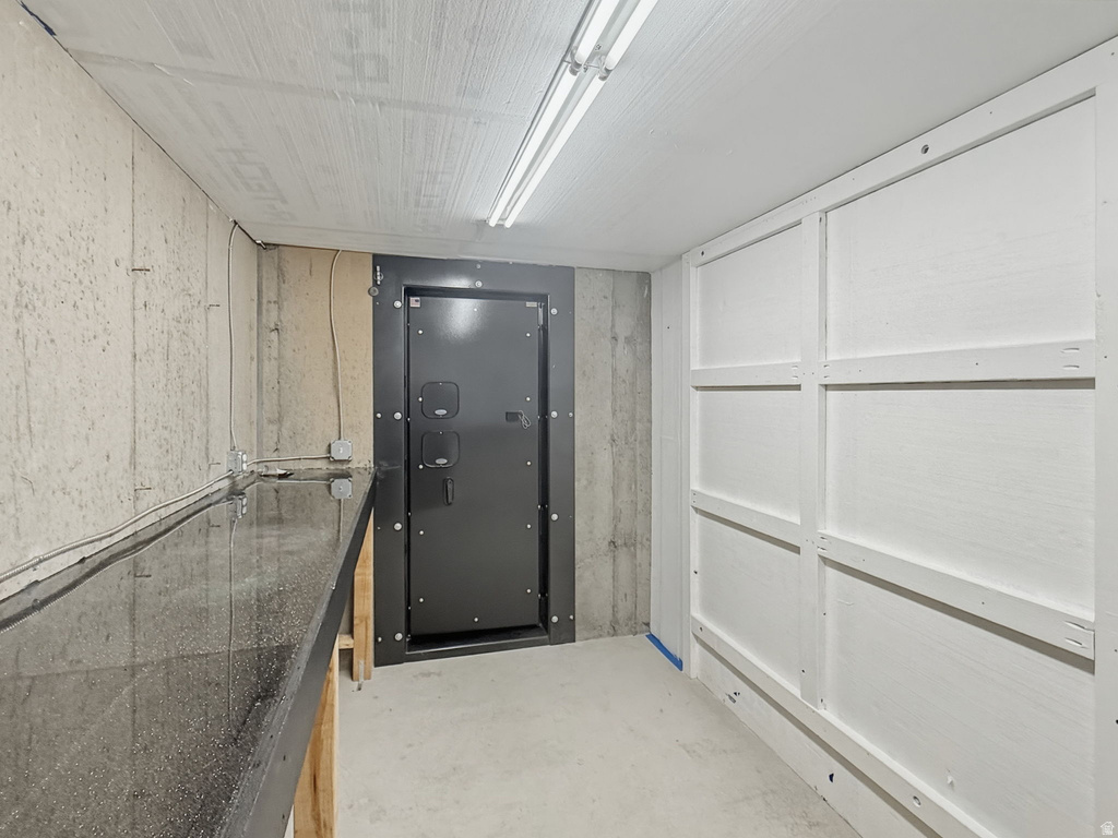 1924 W PEARL PARK CIR Kaysville, UT 84037