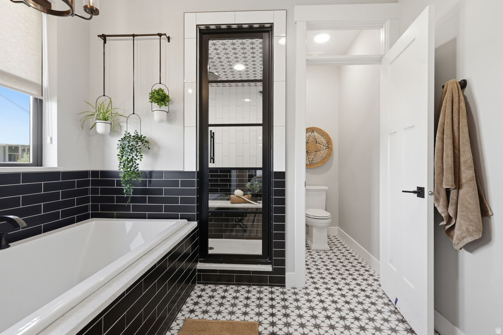 1924 W PEARL PARK CIR Kaysville, UT 84037