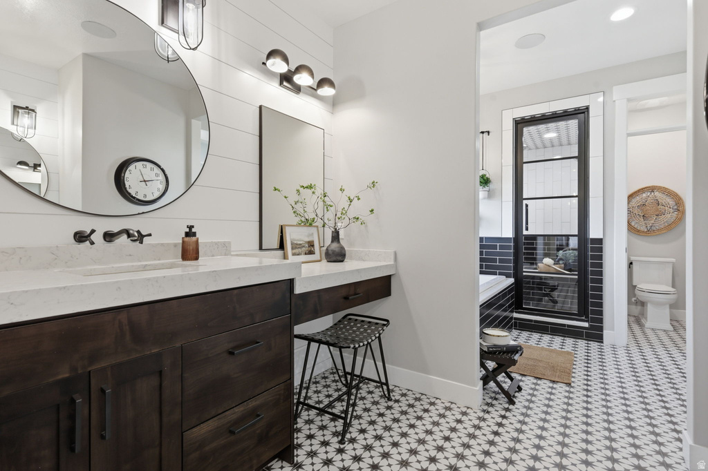 1924 W PEARL PARK CIR Kaysville, UT 84037