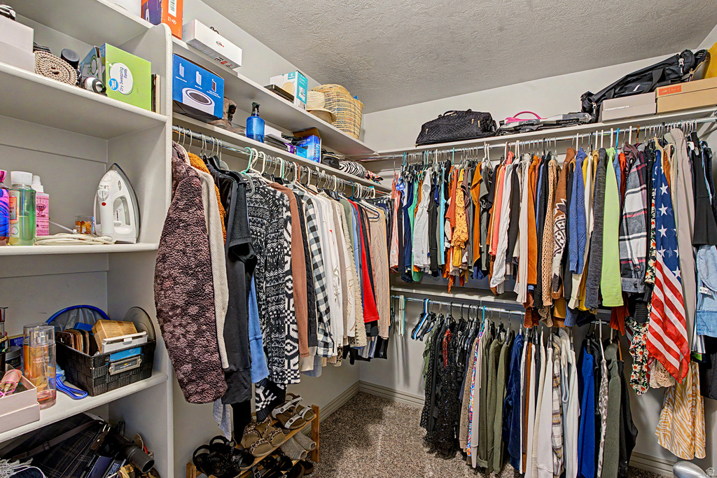 266 E TWIN BRIDGES LN Midvale, UT 84047