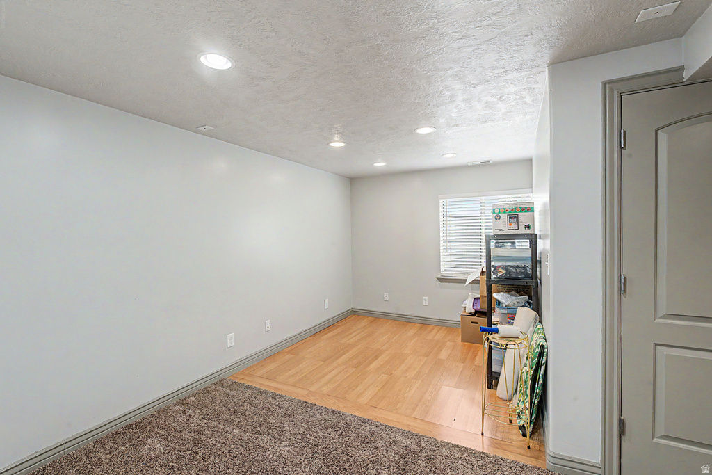 266 E TWIN BRIDGES LN Midvale, UT 84047