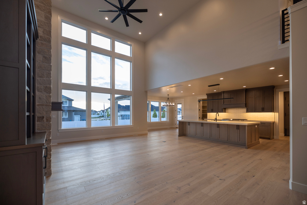 904 S 1900 W Layton, UT 84041