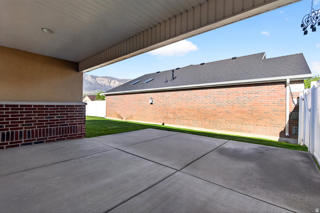 2465 N DORCHESTER AVE Harrisville, UT 84414
