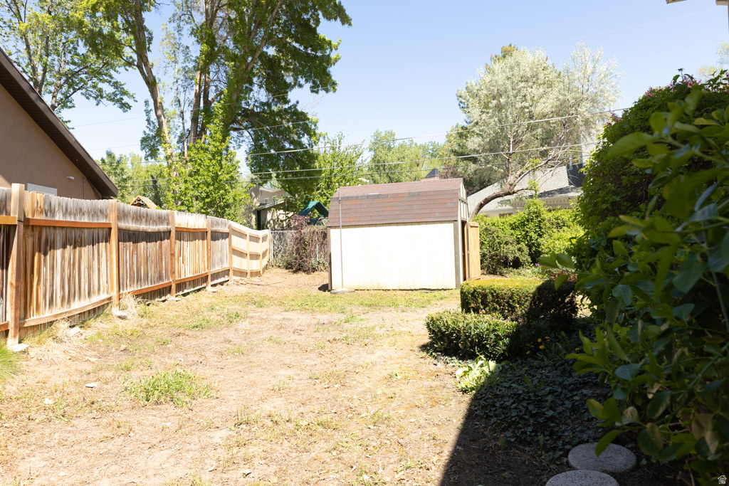 4851 S COLONY DR Salt Lake City, UT 84117