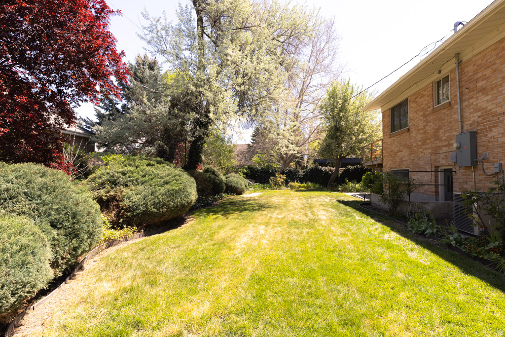 4851 S COLONY DR Salt Lake City, UT 84117