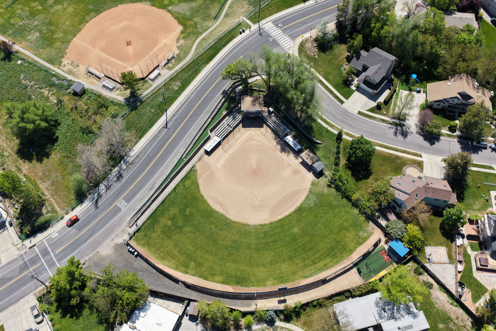 4851 S COLONY DR Salt Lake City, UT 84117