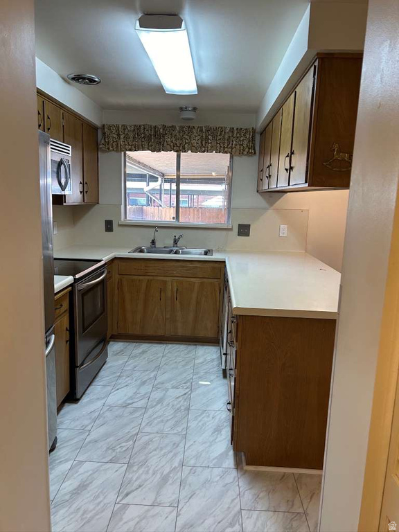4033 S 875 E #16 Ogden, UT 84403