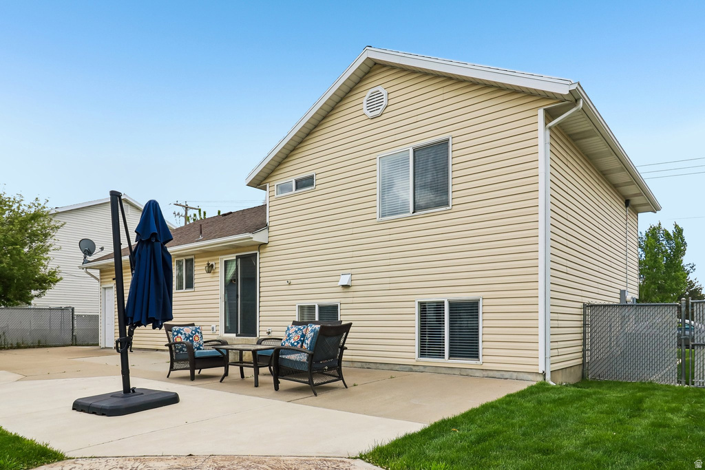 2896 W 6000 S Roy, UT 84067