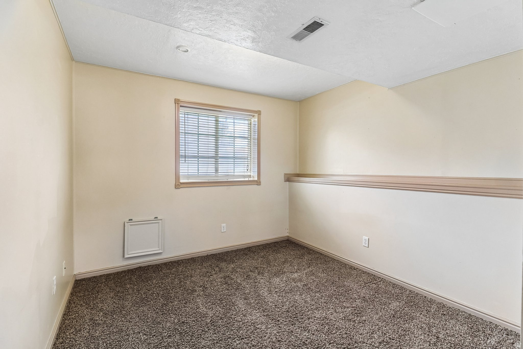 2896 W 6000 S Roy, UT 84067