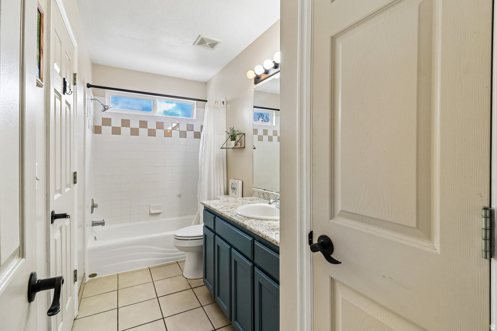 2896 W 6000 S Roy, UT 84067