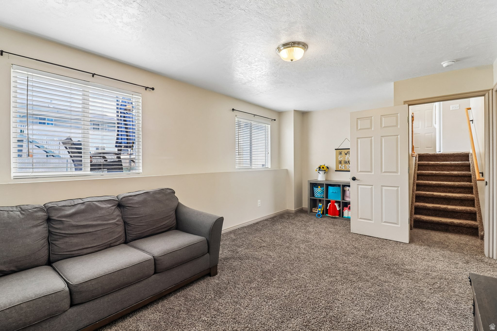 2896 W 6000 S Roy, UT 84067