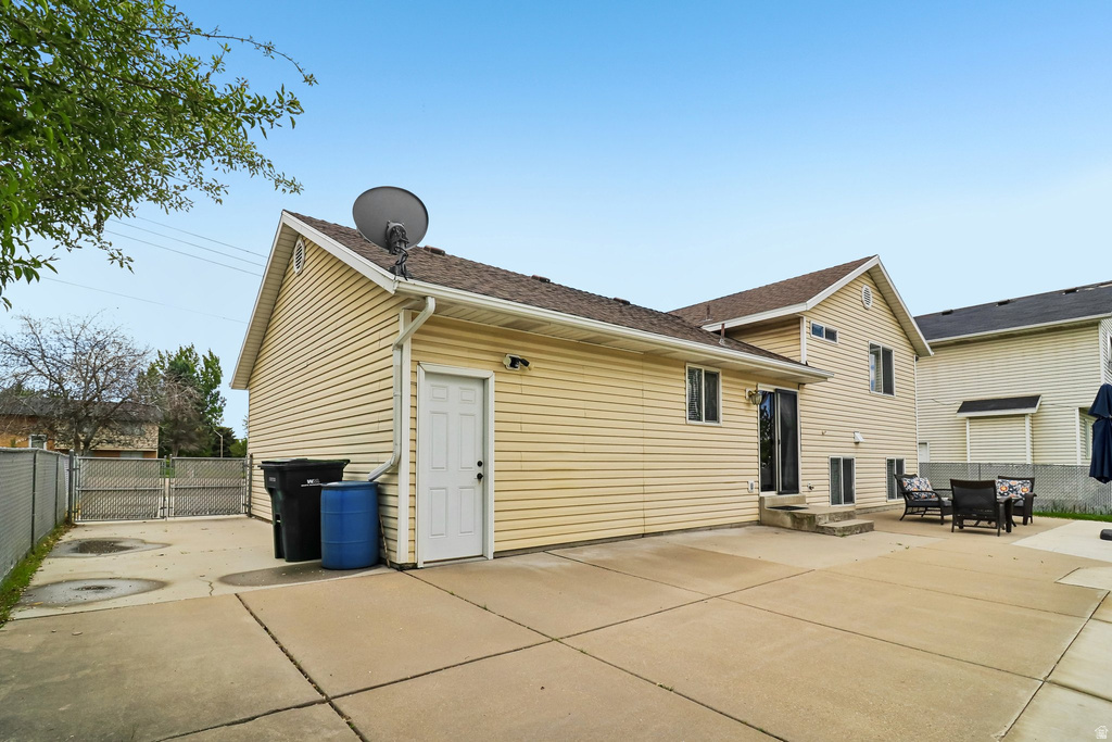 2896 W 6000 S Roy, UT 84067