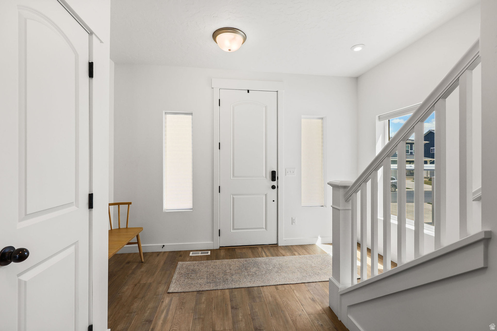 5197 N FOLKSTONE DR Eagle Mountain, UT 84005