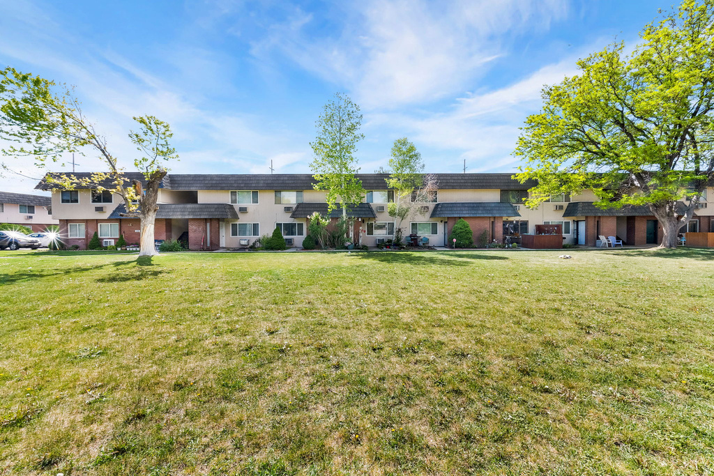 4497 S 1175 W #115 Taylorsville, UT 84123