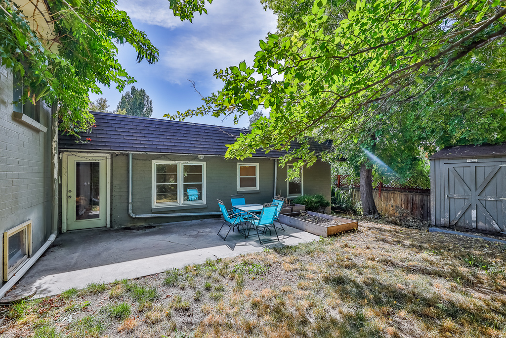 1219 E KENSINGTON AVE Salt Lake City, UT 84105