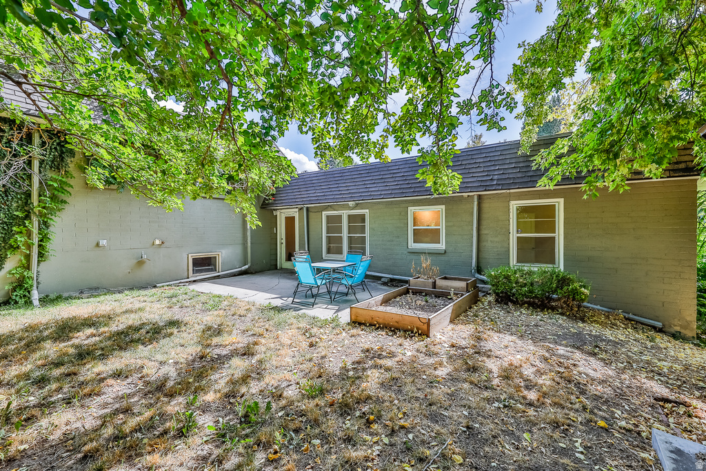 1219 E KENSINGTON AVE Salt Lake City, UT 84105