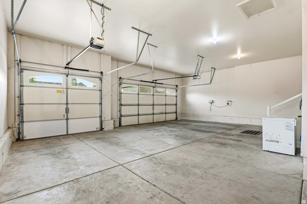 10416 N CANTERBURY DR Highland, UT 84003