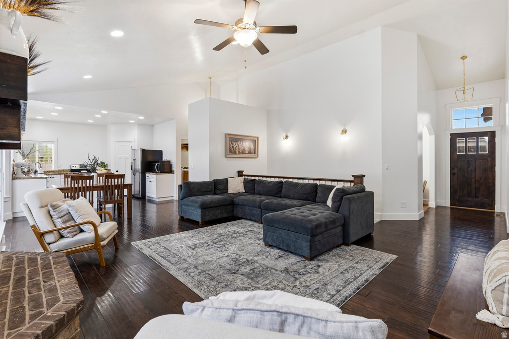 10416 N CANTERBURY DR Highland, UT 84003