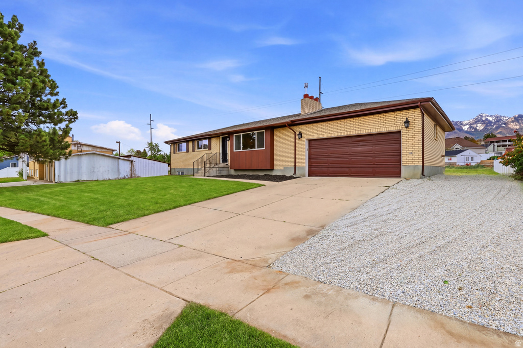 8643 S VAQUERO DR Sandy, UT 84094