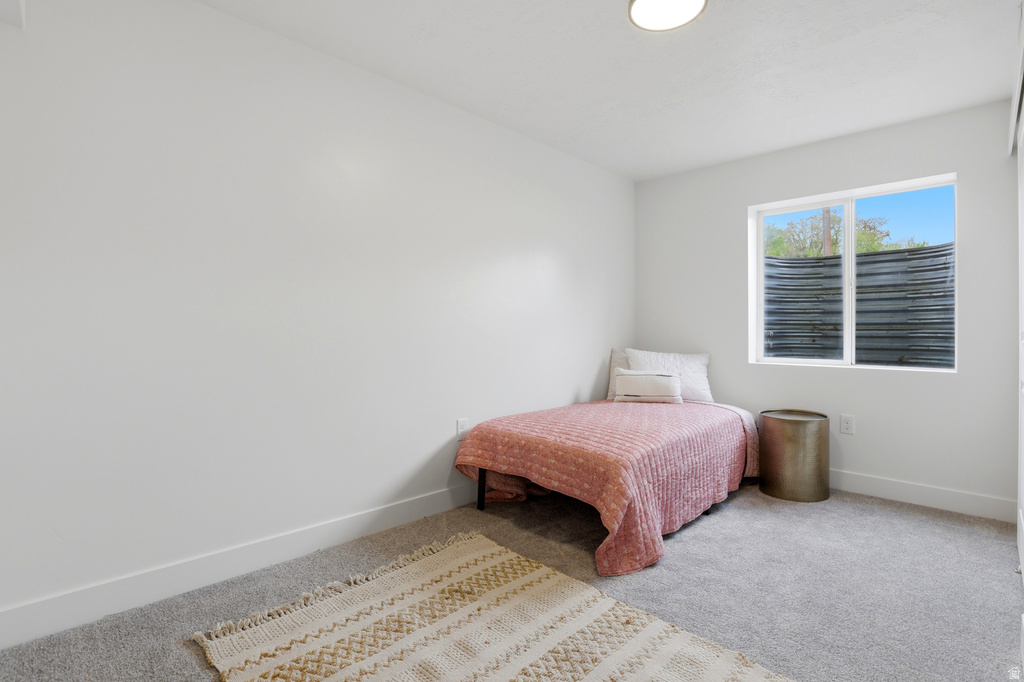 8643 S VAQUERO DR Sandy, UT 84094