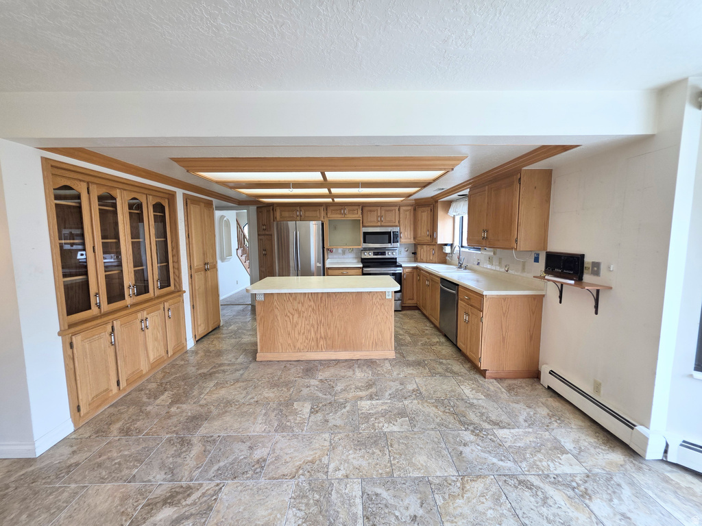 1094 E LOCH LOMOND WAY Millcreek, UT 84117
