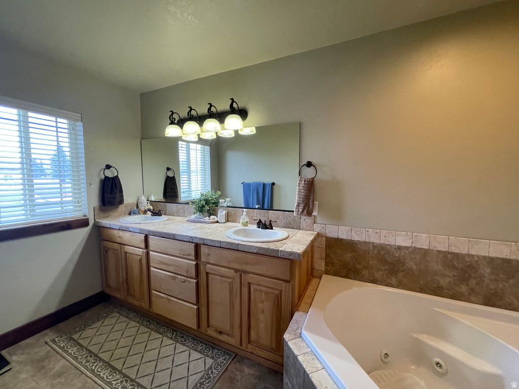 2054 COTTAGE LN Garden City, UT 84028