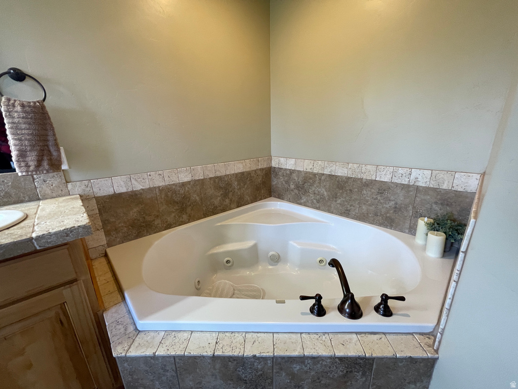 2054 COTTAGE LN Garden City, UT 84028