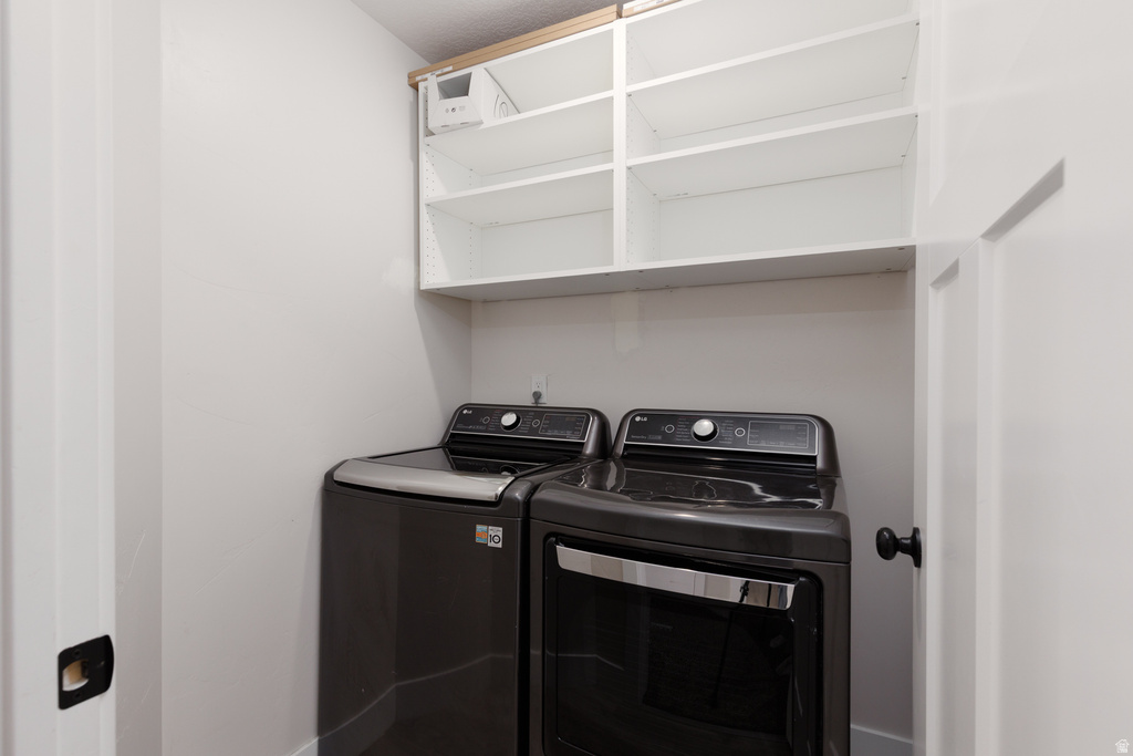 2373 W HOWARD ST West Haven, UT 84401