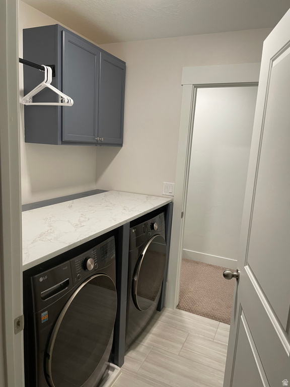 11764 S LEANDER DR South Jordan, UT 84009