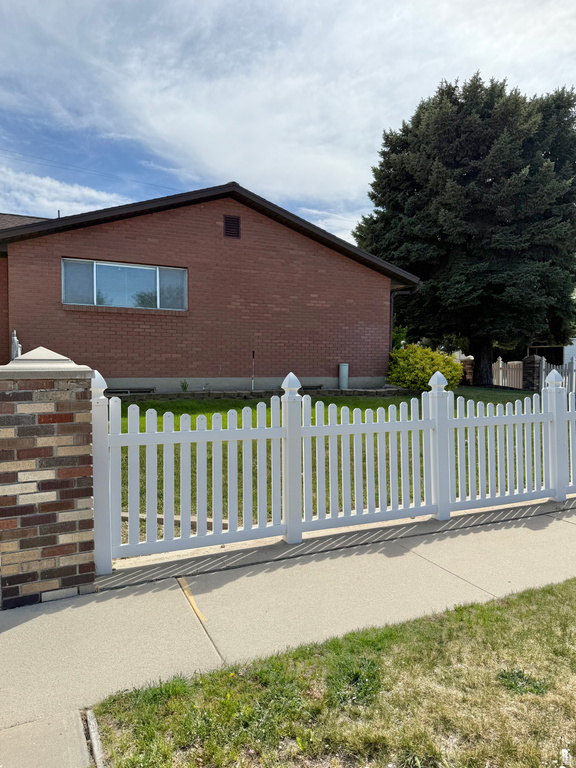 4405 S FAIRLANE CIR West Valley City, UT 84120