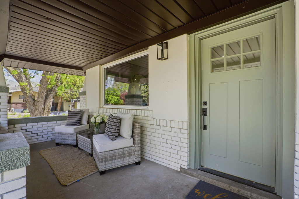938 E HOLLYWOOD AVE Salt Lake City, UT 84105